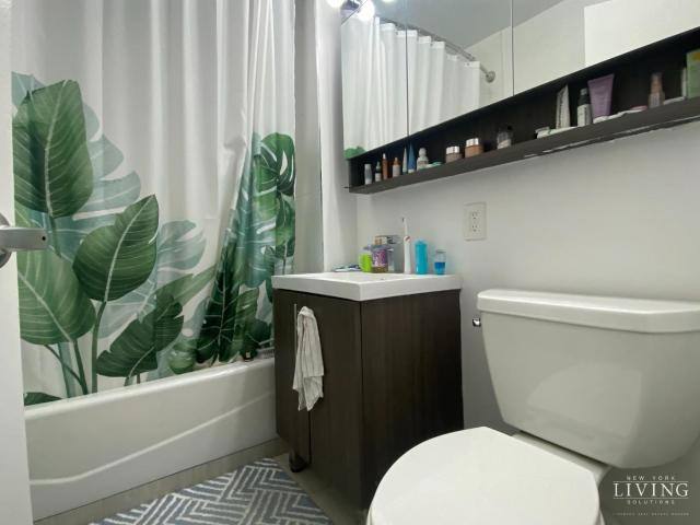 Apartment for rent at 200 Water St #2001, New York, NY 10038