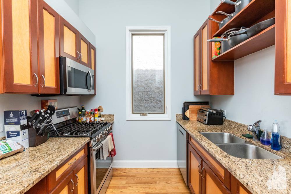 Apartment for rent at 1133 W Addison #3, Chicago, IL 60613