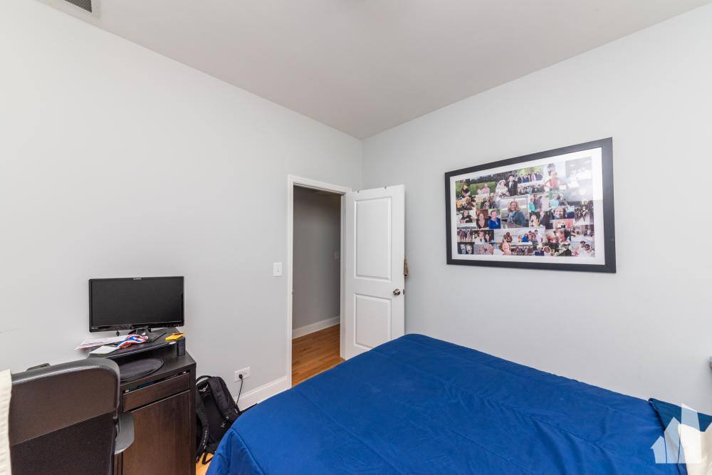 Apartment for rent at 1133 W Addison #3, Chicago, IL 60613