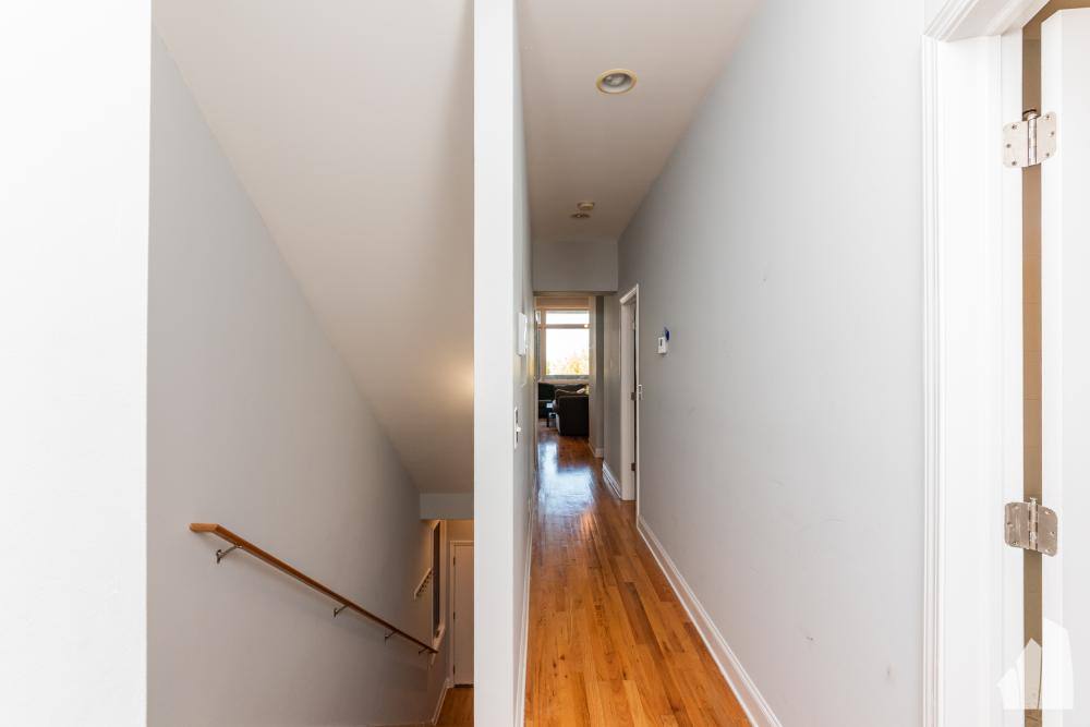 Apartment for rent at 1133 W Addison #3, Chicago, IL 60613