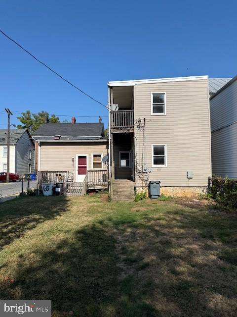Townhouse for rent at 66 Elizabeth St, Hagerstown, MD 21740