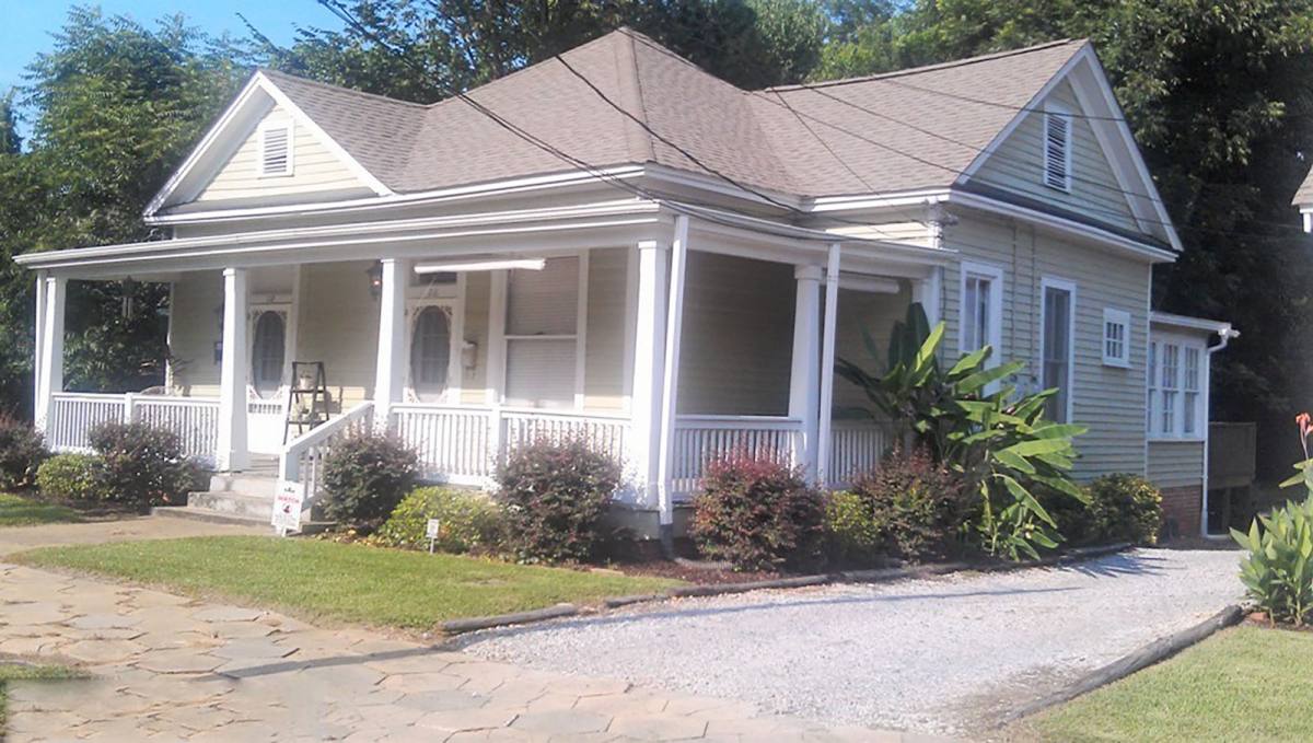 Apartment for rent at 116 N Lewis St, Montgomery, AL 36107