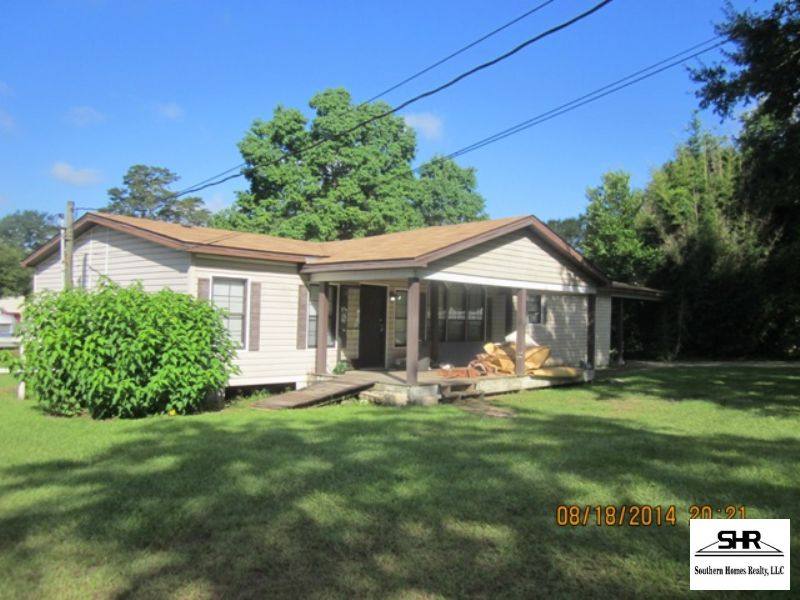 House for rent at 649 95A Highway, Cantonment, FL 32533