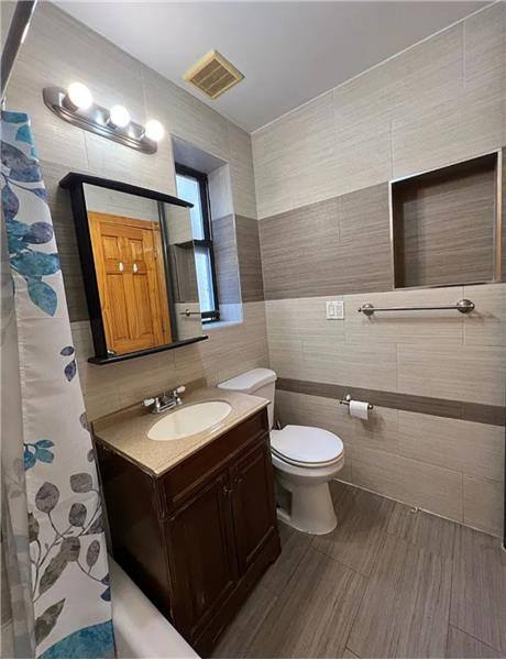 Apartment for rent at 339 86th St #2, Brooklyn, NY 11209