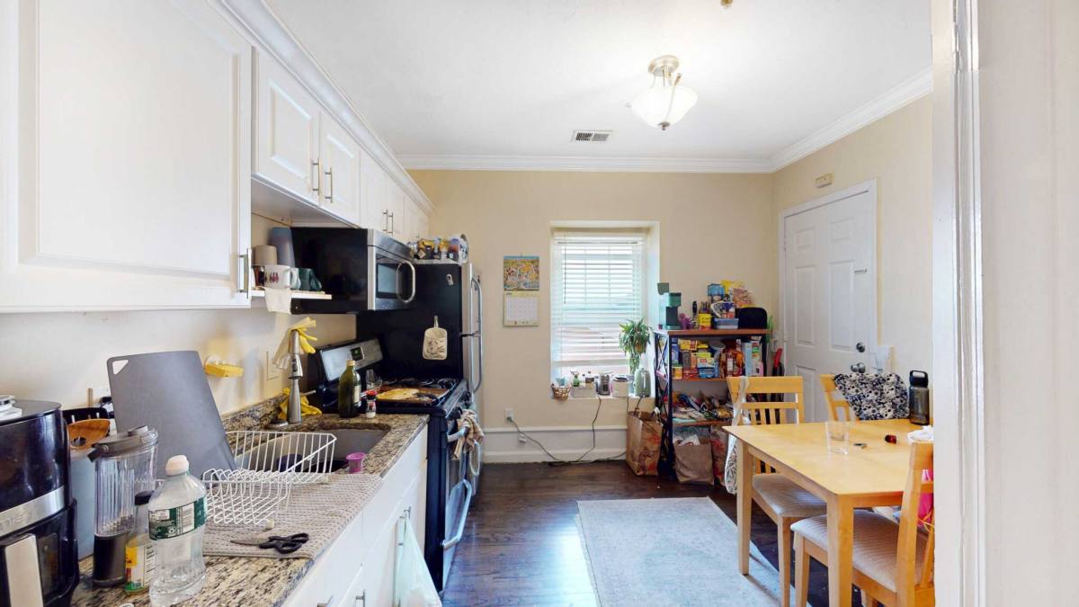 Apartment for rent at 712 Shawmut Ave, Roxbury, MA 02119