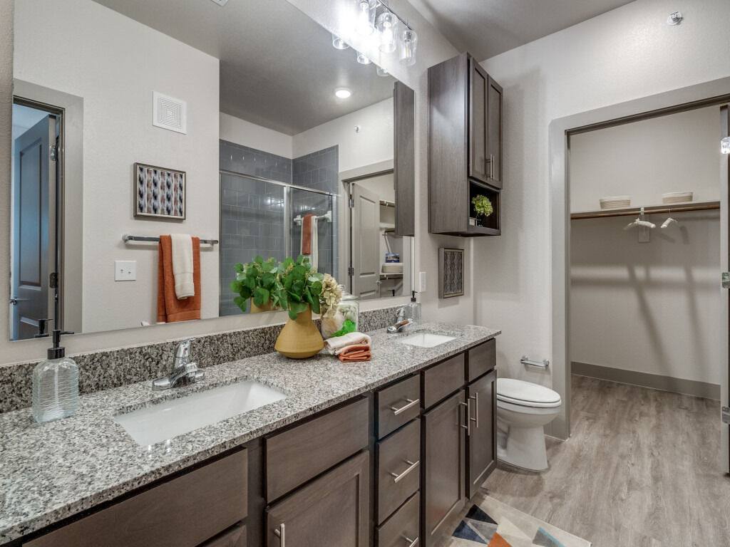 Apartment for rent at Palladium Dallas Stemmons, 2440 Southwell Rd, Dallas, TX 75229