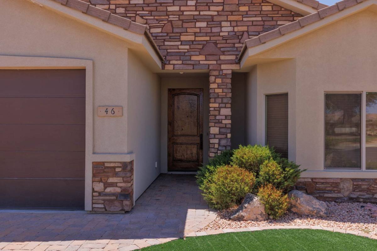 House for rent at 46 Whispering Wind Way, Mesquite, NV 89027
