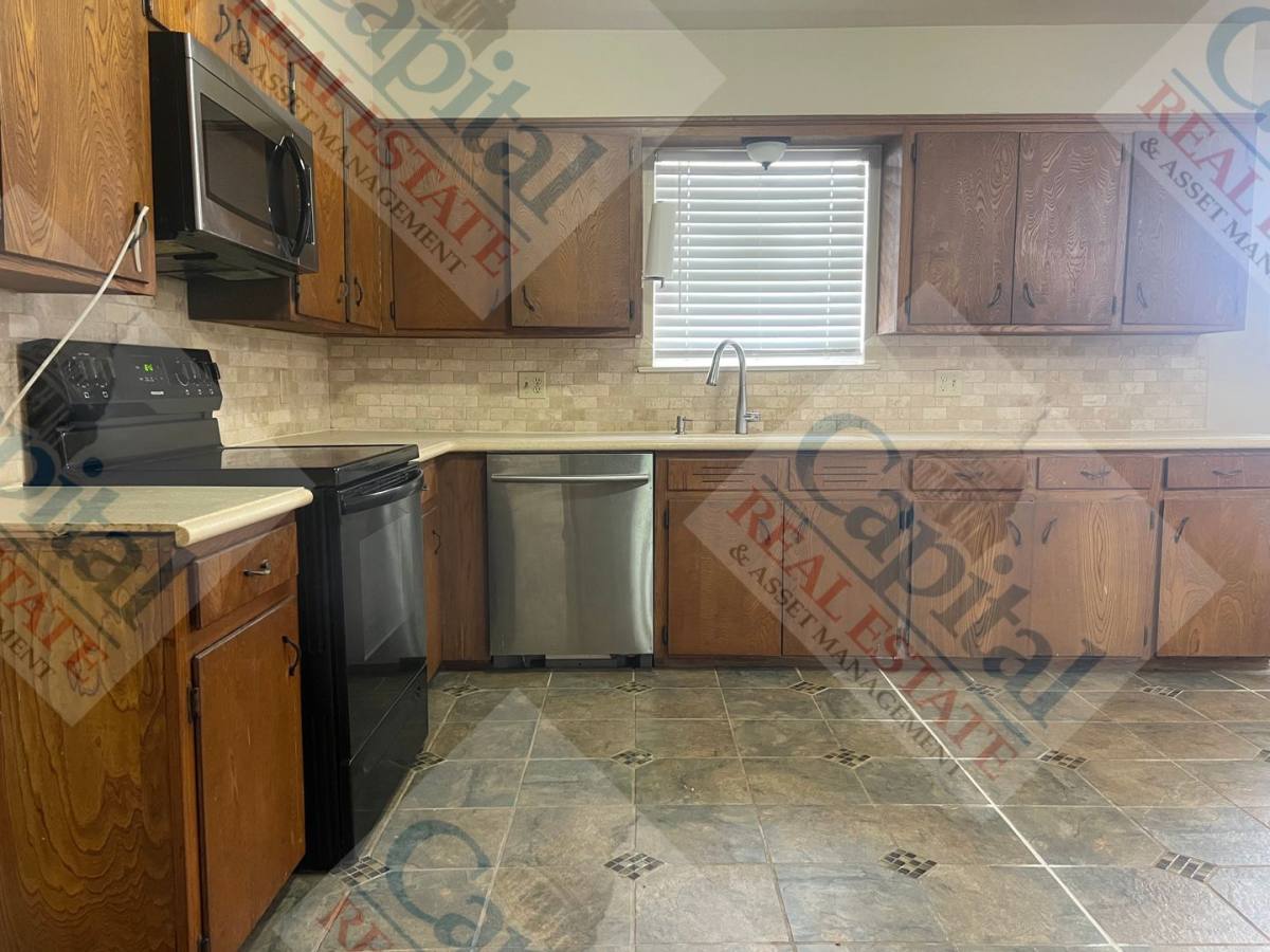 House for rent at 18251 SE 29th St, Newalla, OK 74857