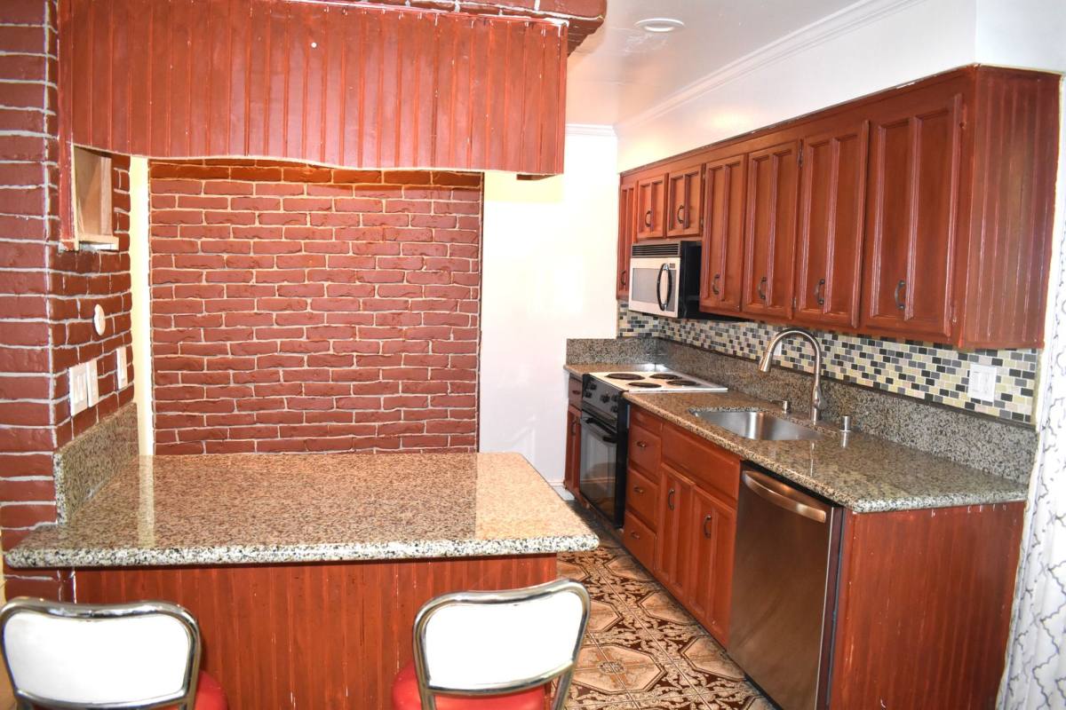 House for rent at 6241 Riverside Blvd, Sacramento, CA 95831