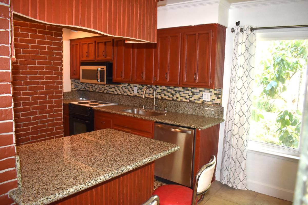 House for rent at 6241 Riverside Blvd, Sacramento, CA 95831