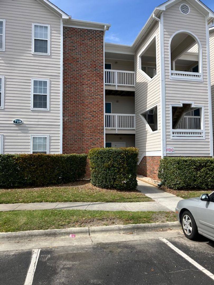 Apartment for rent at 719-G Melba Court, Wilmington, NC 28405