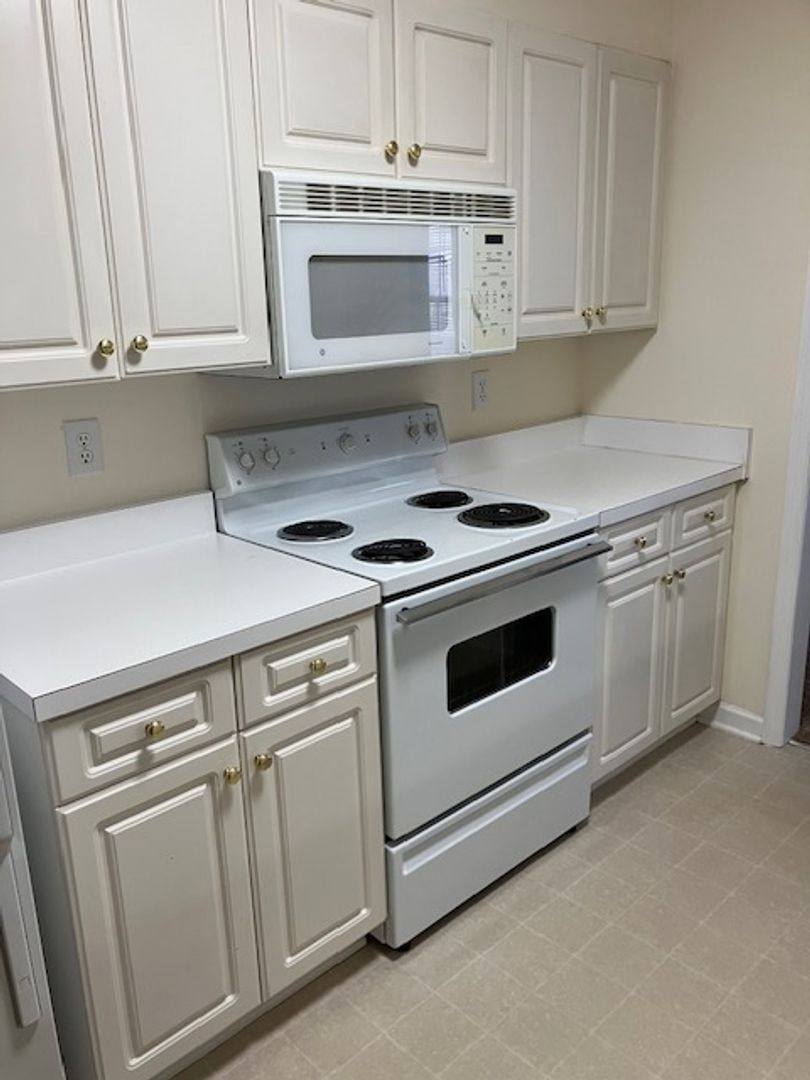 Apartment for rent at 719-G Melba Court, Wilmington, NC 28405