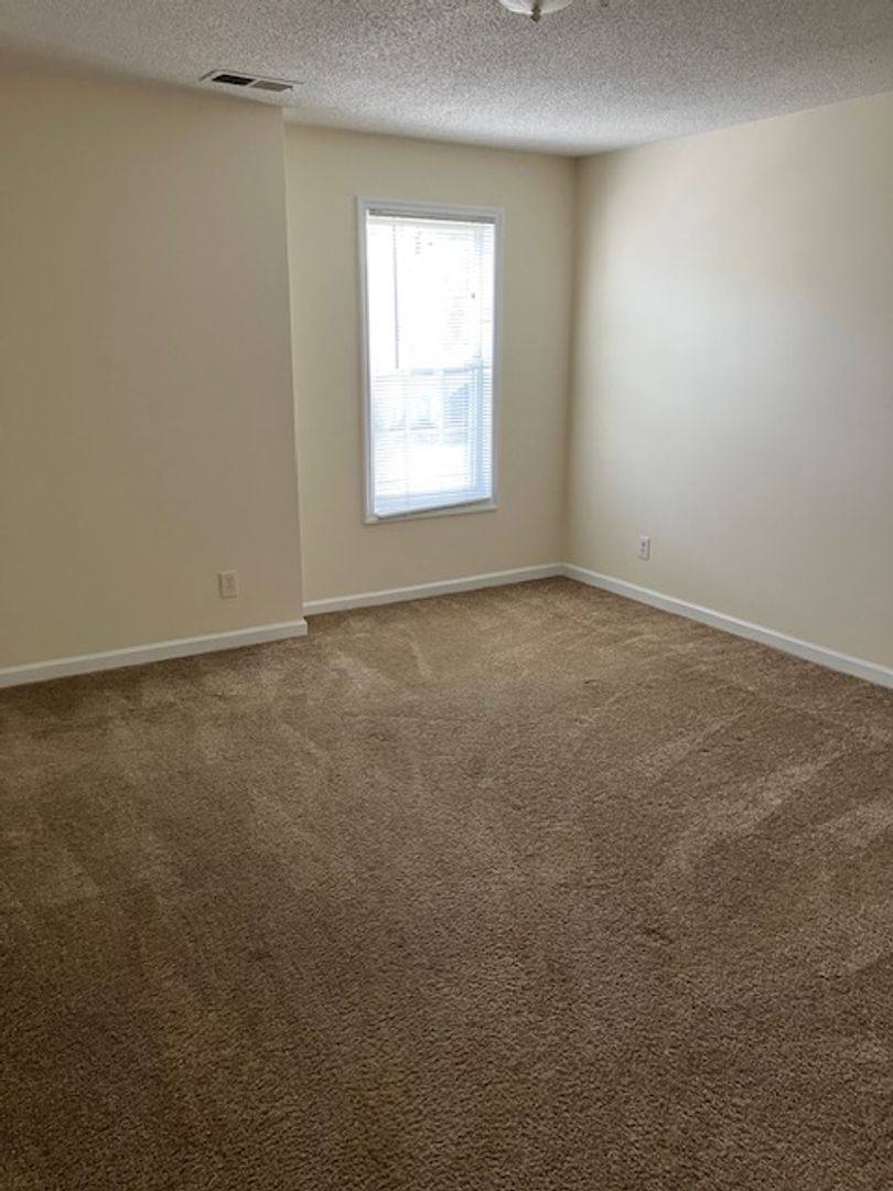 Apartment for rent at 719-G Melba Court, Wilmington, NC 28405