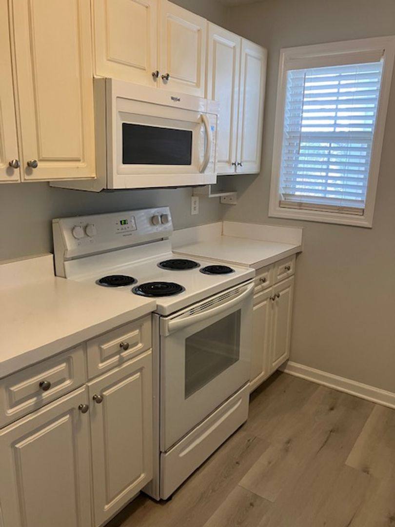 Apartment for rent at 719-I Melba Court, Wilmington, NC 28405