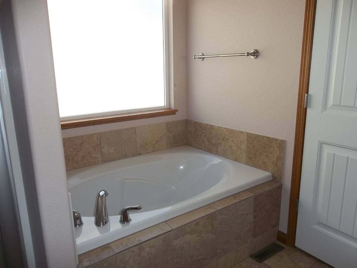 House for rent at 1866 E 9th St, Loveland, CO 80537