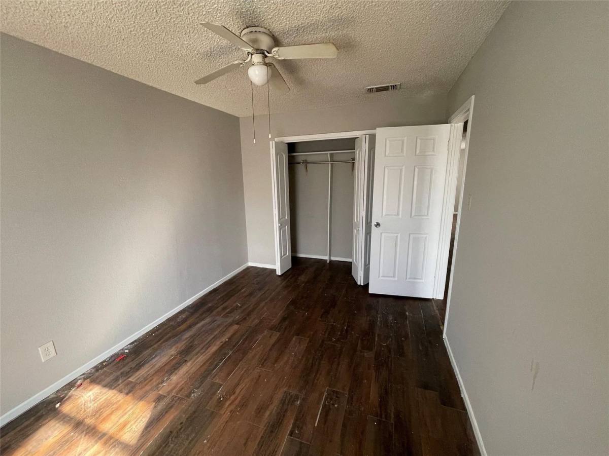 Apartment for rent at 105 Effie Lane, Weatherford, TX 76088