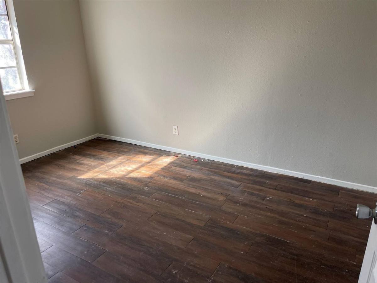 Apartment for rent at 105 Effie Lane, Weatherford, TX 76088