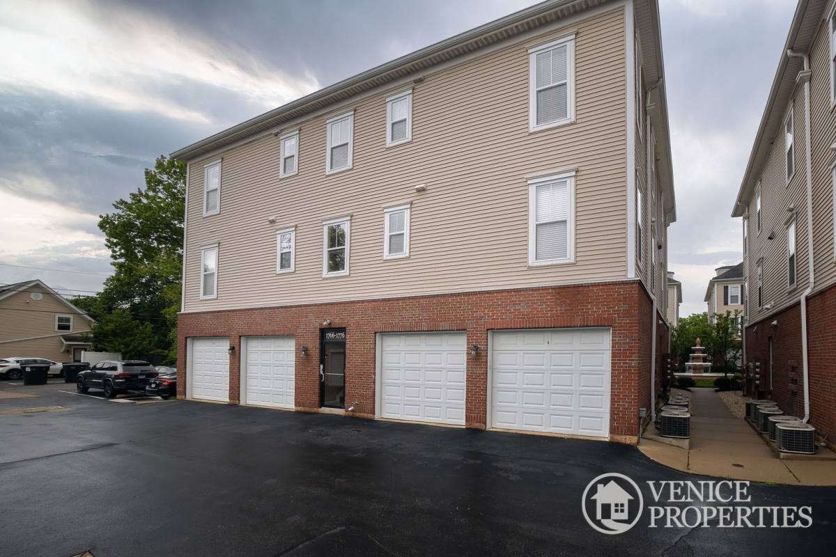 Apartment for rent at 1762 Drayton Court, Columbus, OH 43212