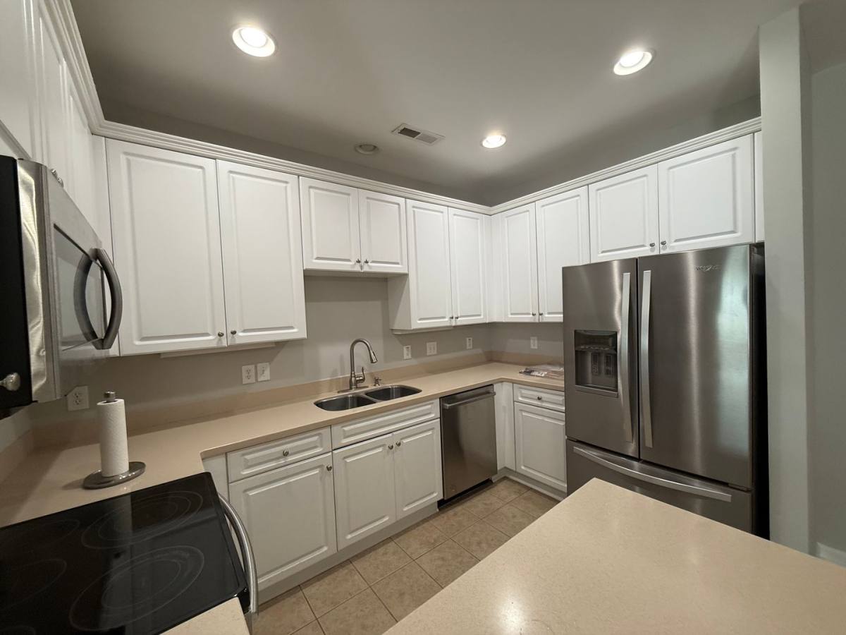 Townhouse for rent at 4101 Perinne St, Charleston, SC 29407