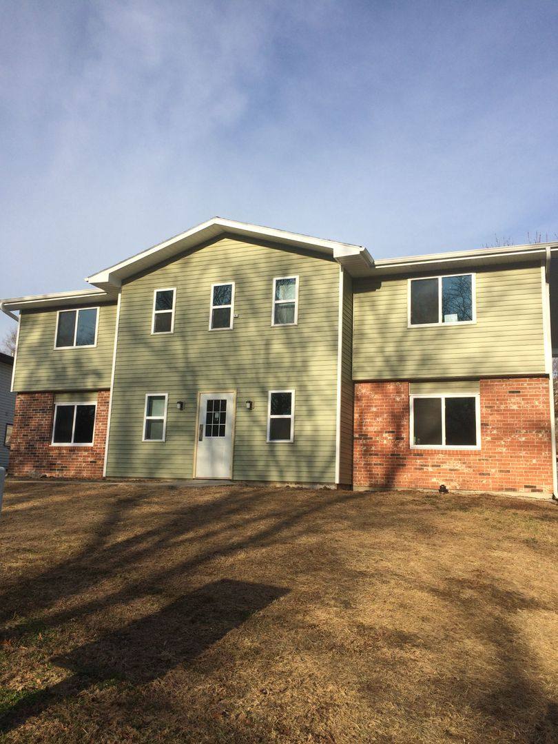 Apartment for rent at 3308-10 W 8th St, Lawrence, KS 66049