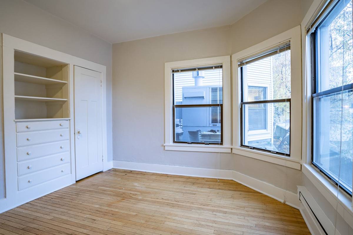 Apartment for rent at 19 W Thomas St, Seattle, WA 98119