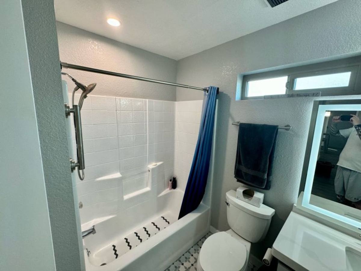 House for rent at 905 Mohican Dr, Lake Havasu City, AZ 86406