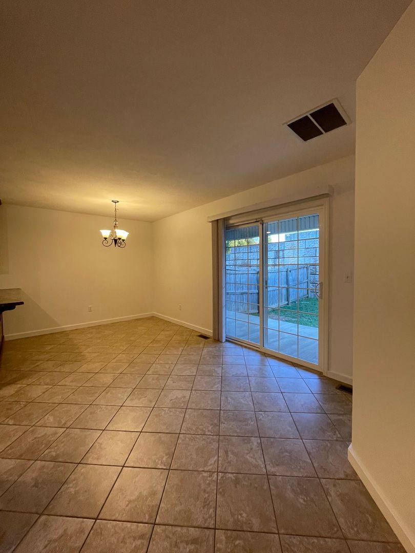 Apartment for rent at 1350-1352 W Kirkwood St, Ozark, MO 65721