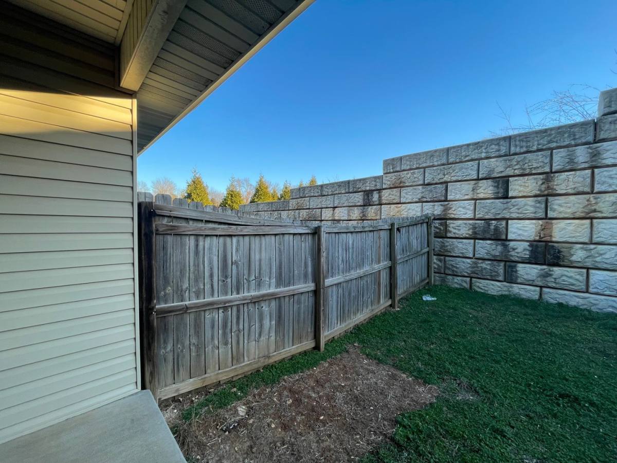 Apartment for rent at 1350-1352 W Kirkwood St, Ozark, MO 65721