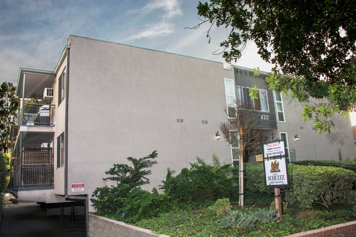 420 Burchett St, Glendale, CA 91203 - Apartment for Rent - Image 4