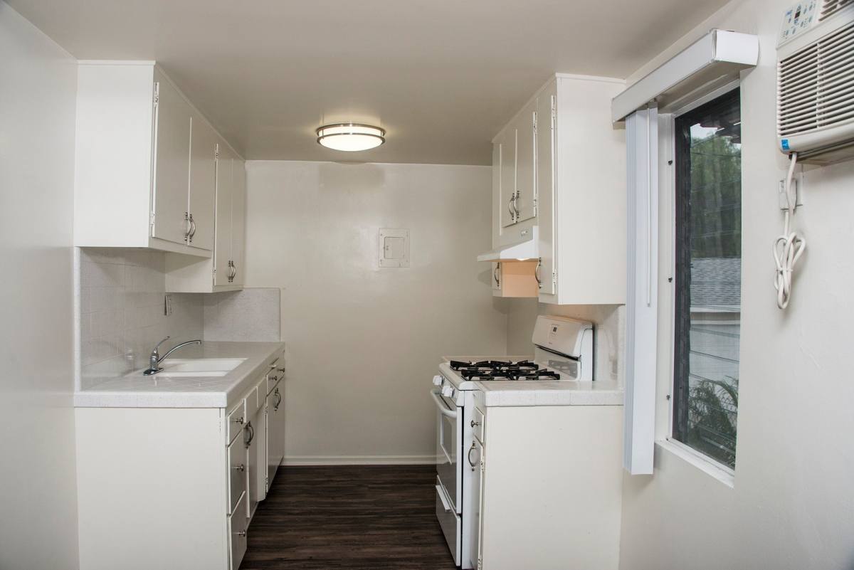 Apartment for rent at 420 Burchett St, Glendale, CA 91203