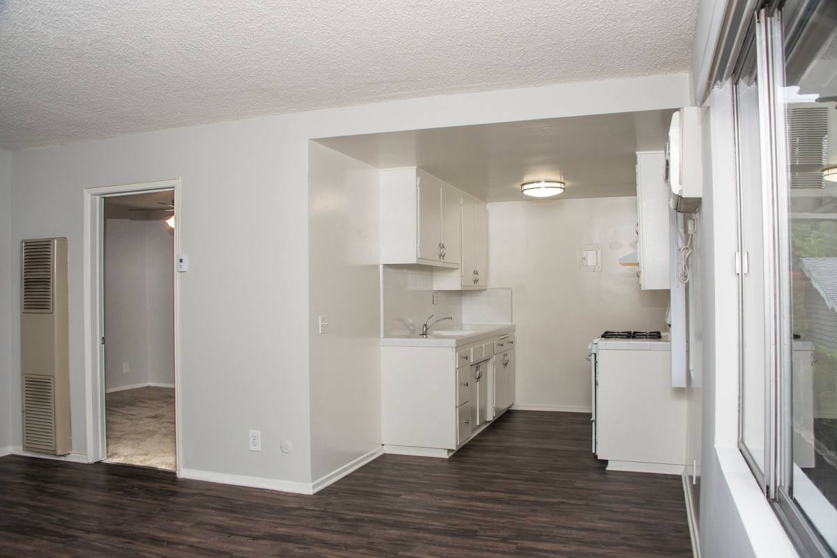 Apartment for rent at 420 Burchett St, Glendale, CA 91203