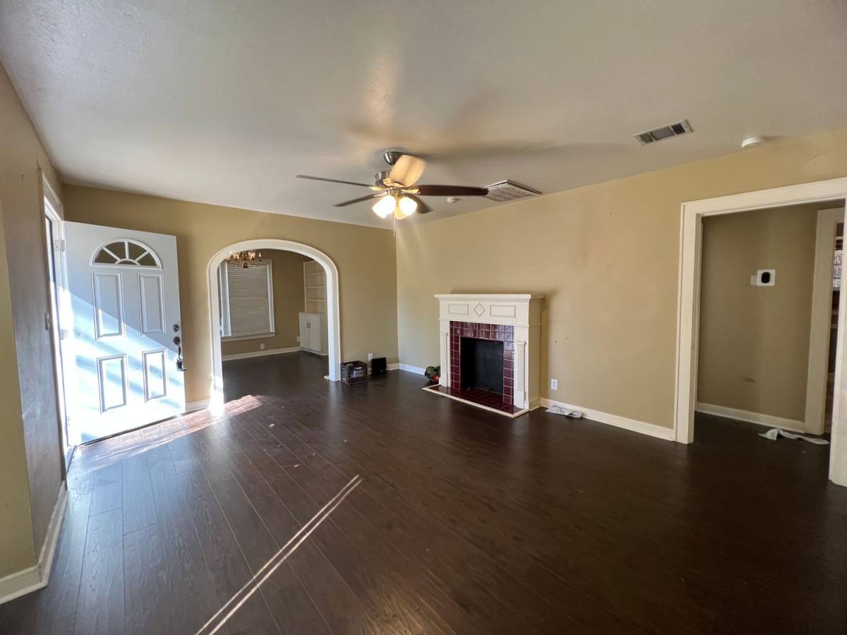 House for rent at 642 Robinson Place, Shreveport, LA 71104