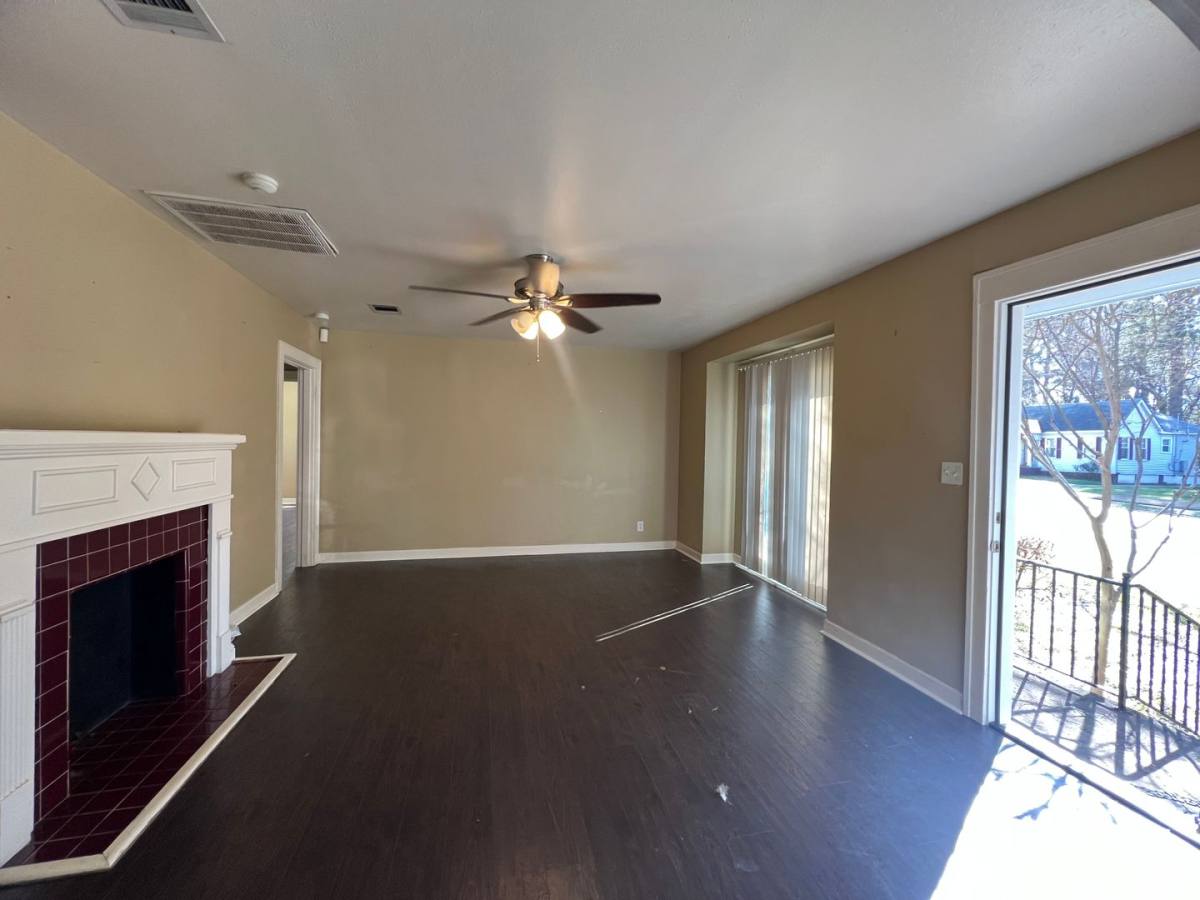 House for rent at 642 Robinson Place, Shreveport, LA 71104