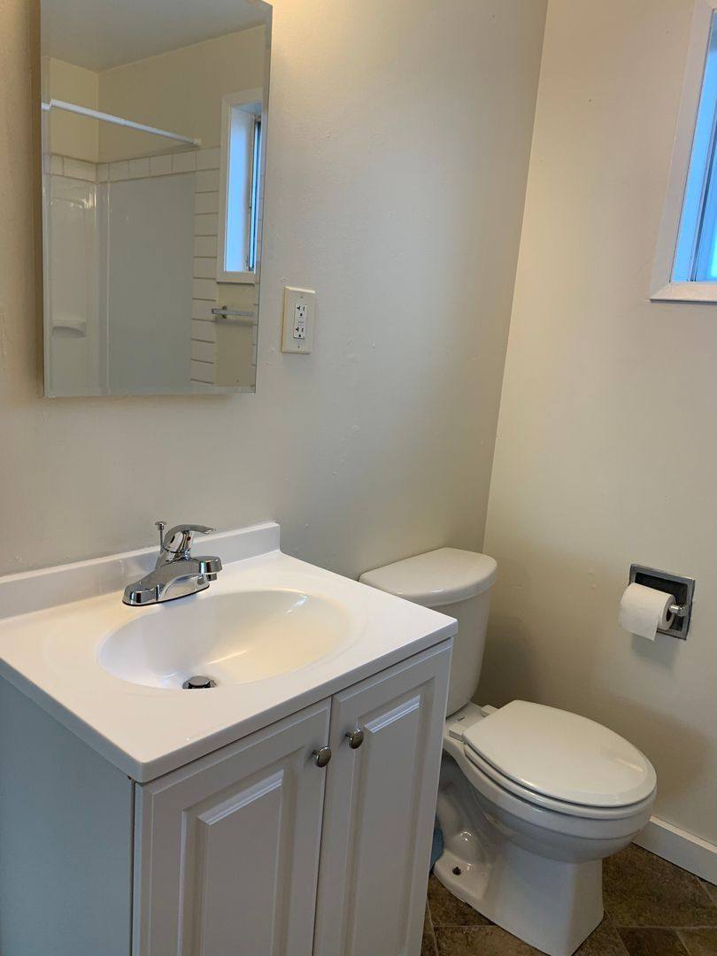 Apartment for rent at 2402-2452 E 8th St, Vancouver, WA 98661