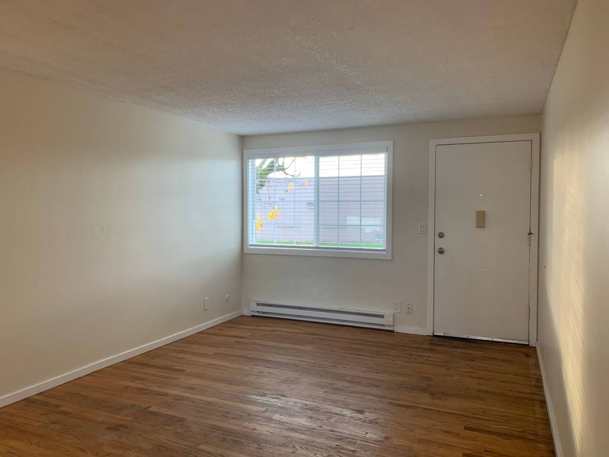 Apartment for rent at 2402-2452 E 8th St, Vancouver, WA 98661