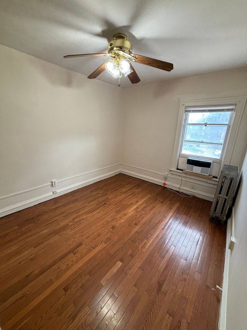 Townhouse for rent at 289-295 E 18th, Columbus, OH 43201