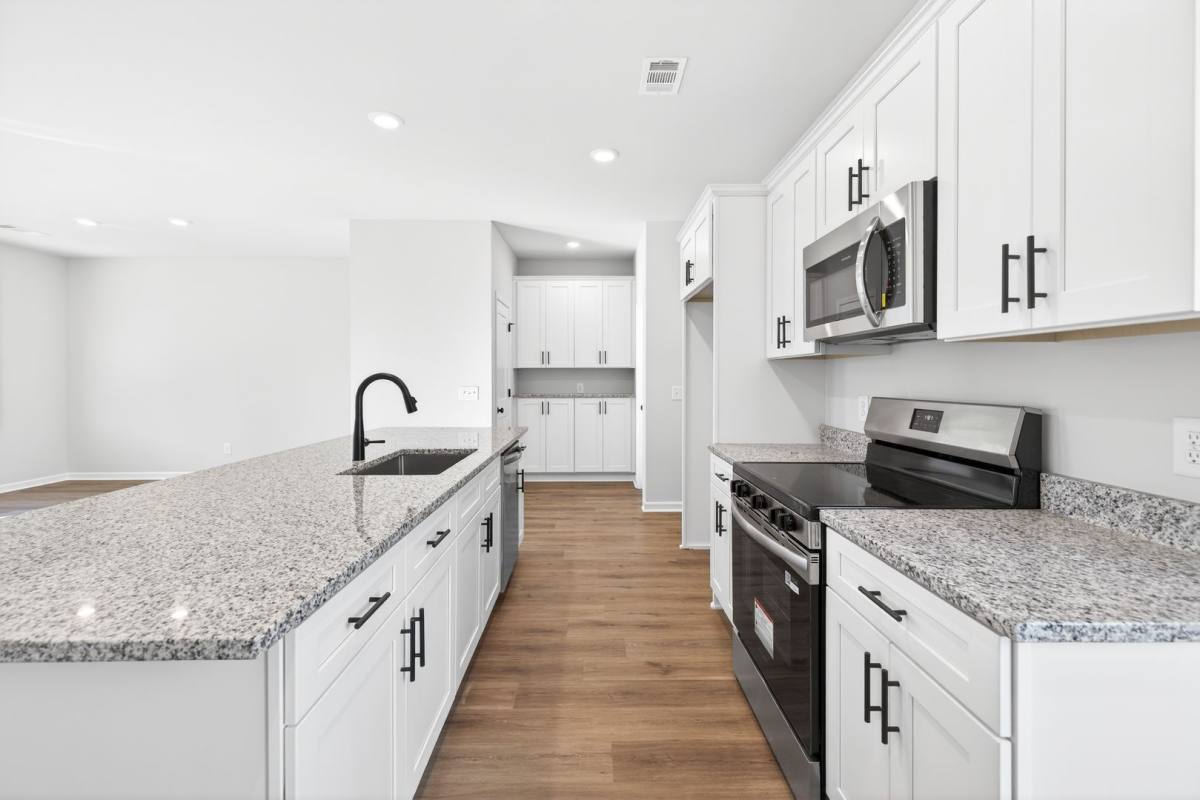 Townhouse for rent at 548 Madison St, Commerce, GA 30529