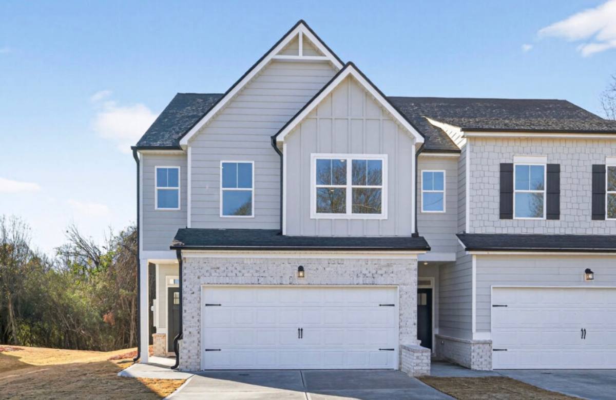 Townhouse for rent at 548 Madison St, Commerce, GA 30529