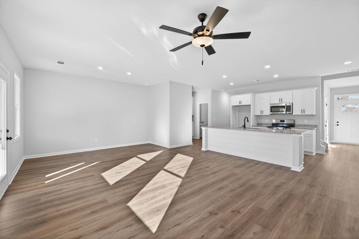 Townhouse for rent at 548 Madison St, Commerce, GA 30529