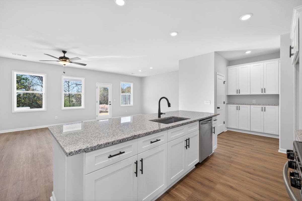 Townhouse for rent at 548 Madison St, Commerce, GA 30529