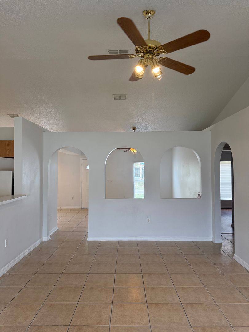 House for rent at 405 Francisco Way, Kissimmee, FL 34758