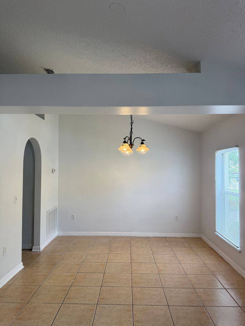 House for rent at 405 Francisco Way, Kissimmee, FL 34758