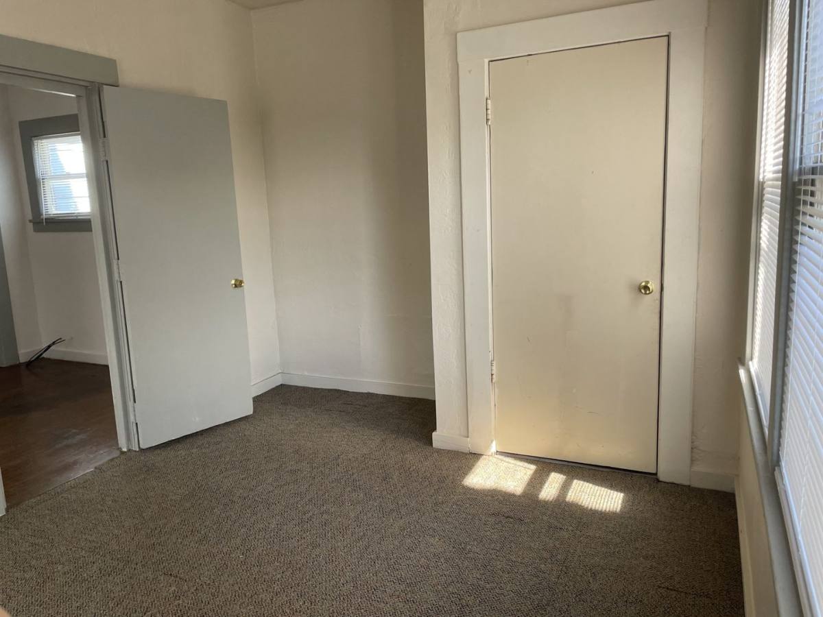 Apartment for rent at 504 Branciforte St, Vallejo, CA 94590