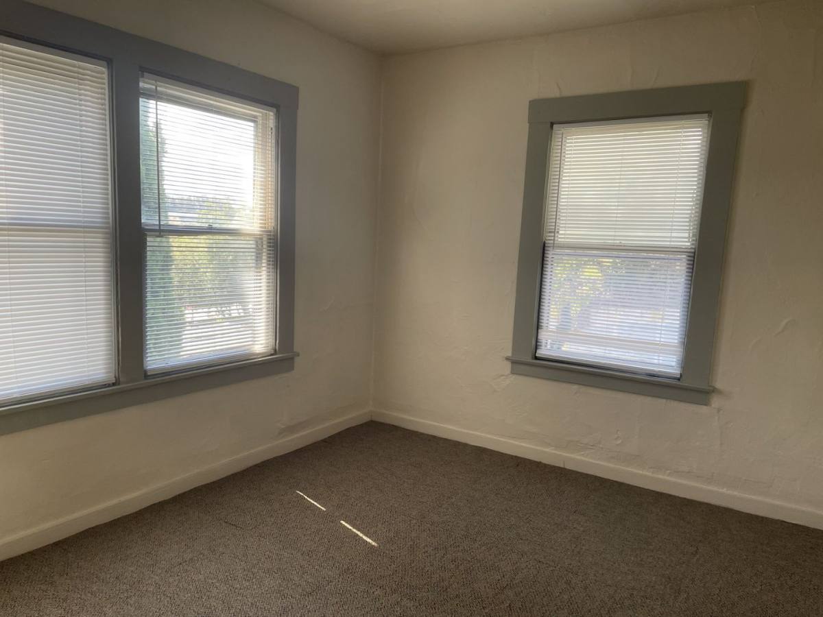 Apartment for rent at 504 Branciforte St, Vallejo, CA 94590
