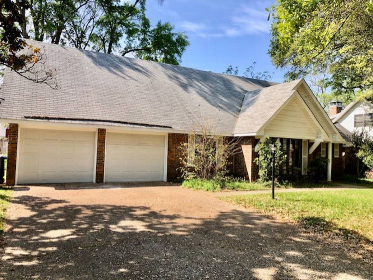 House for rent at 6122 Burgundy Lane, Shreveport, LA 71105
