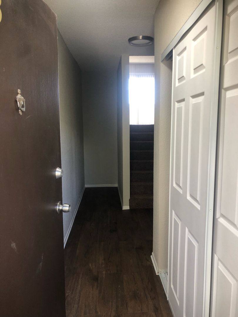 Apartment for rent at 18046 Beneda Lane, Canyon Country, CA 91351