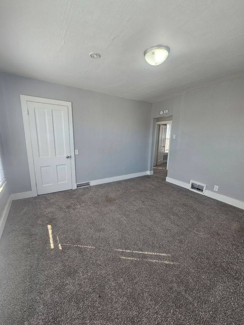 Apartment for rent at 2947 13th Ave, Rock Island, IL 61201