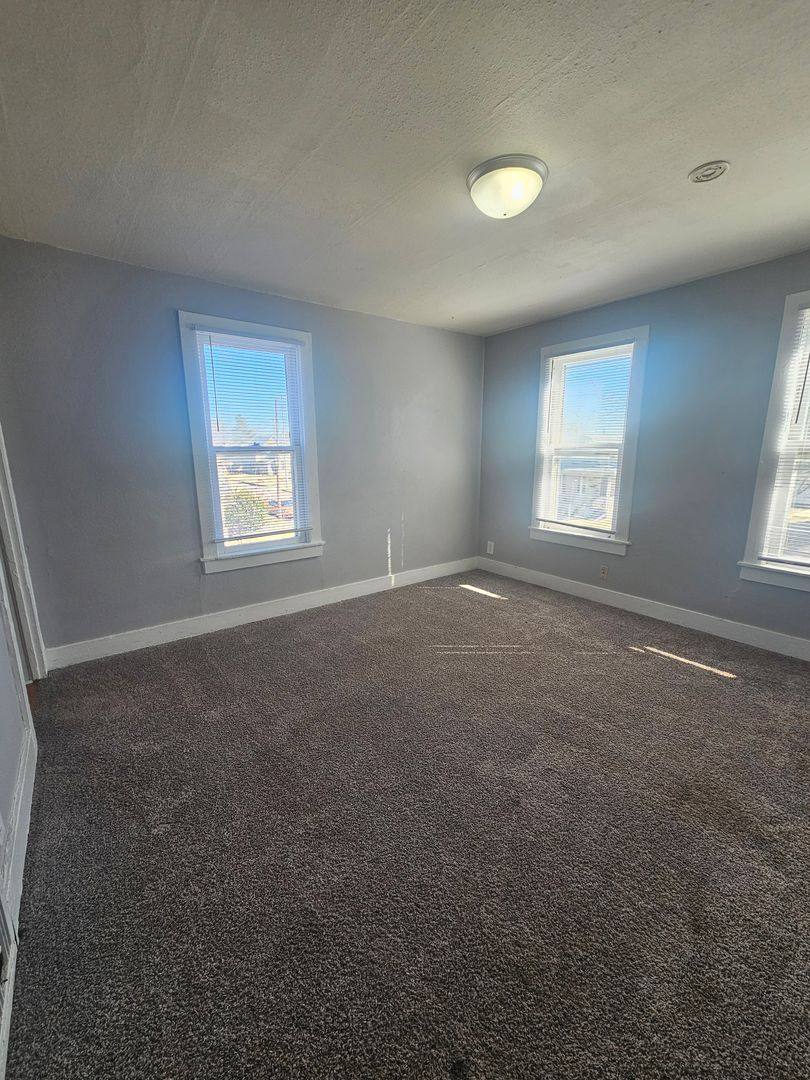 Apartment for rent at 2947 13th Ave, Rock Island, IL 61201