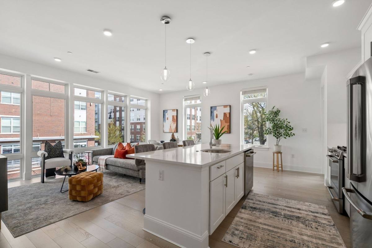 Apartment for rent at 95 Fawcett St, Cambridge, MA 02138