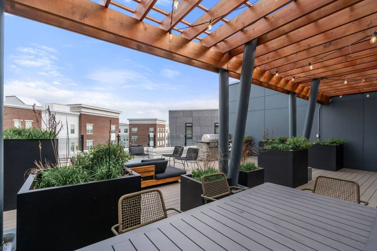 Apartment for rent at 95 Fawcett St, Cambridge, MA 02138